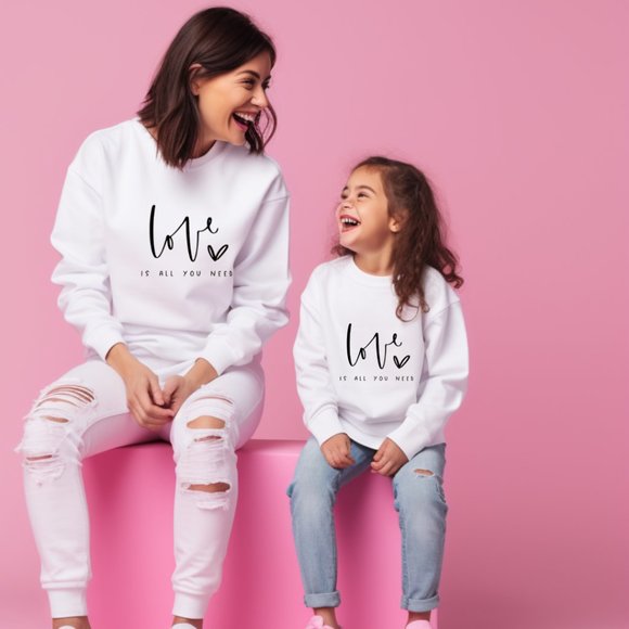 Love Is All You Need Sweat, Valentine Hood, Valentine's Day Sweat, Love Sweatshi - Picture 1 of 4